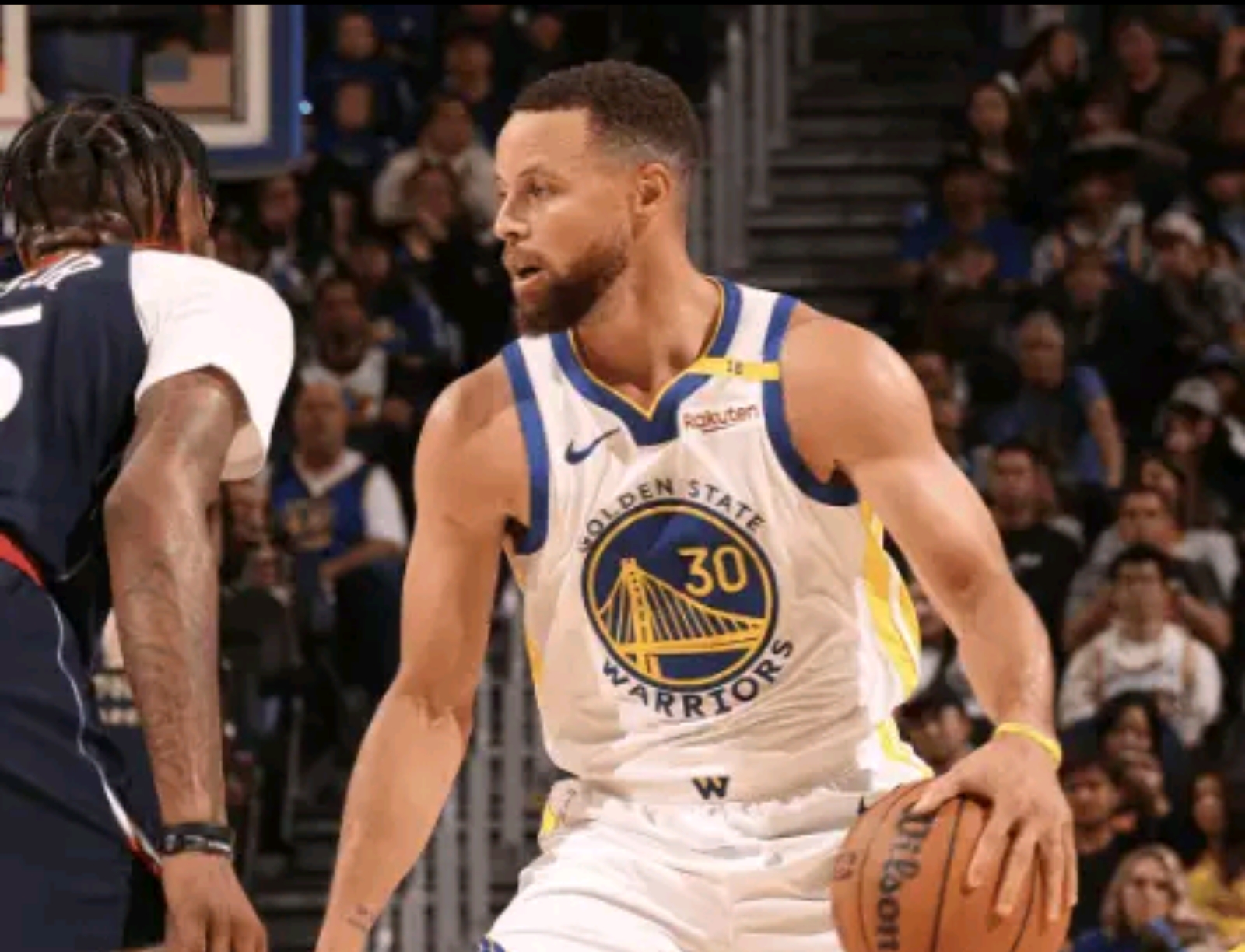 HB SPORTS- 库里成为队史助攻王