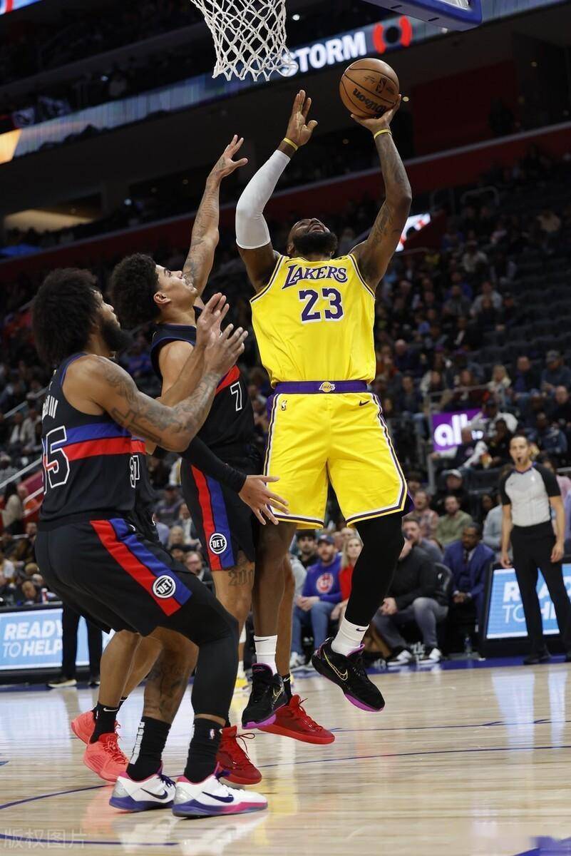 黑白体育-关于Rookie遭遇三连败，法国队教练面临压力！的信息