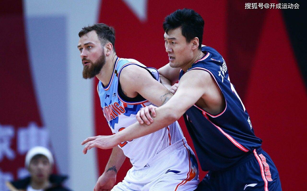 HB SPORTS-关于阿扎伦卡在加拿大队比赛中出色防守，大胜引发热议！的信息